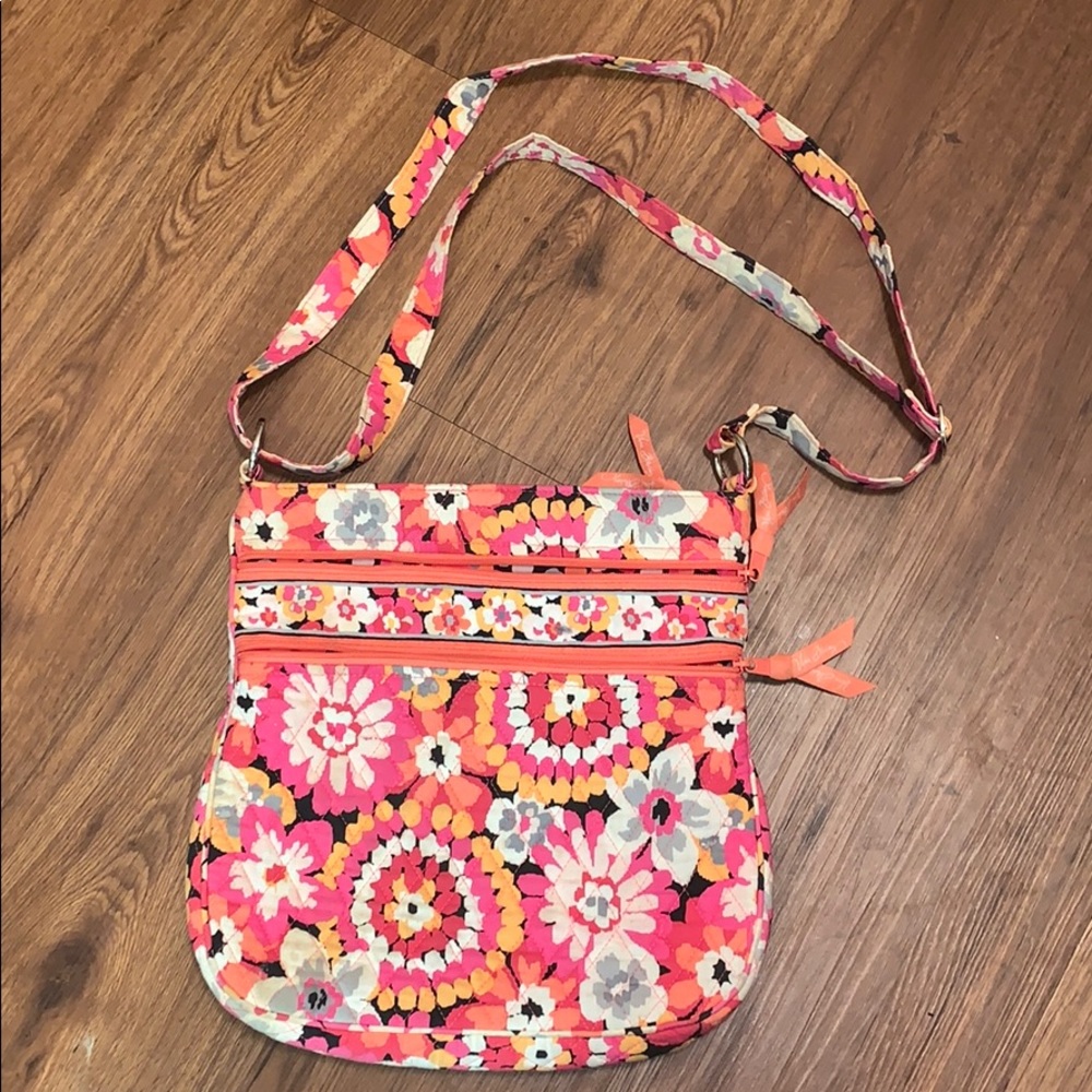 Vera Bradley bright floral bag